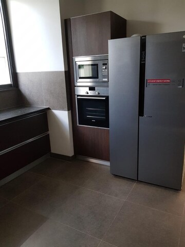 Room in 4 BHK Independent House at Prestige Golfshire, Nandi Hills – for Rent