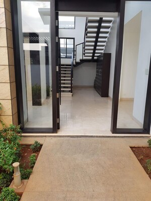Building Lobby in 4 BHK Independent House at Prestige Golfshire, Nandi Hills – for Rent