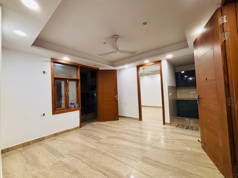 Room, saket 3 Bedroom 1500 Sq.Ft. Builder Floor In Saket Delhi 9678025