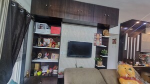 Furnished Amenities in 2 BHK Apartment at Godrej Central, Chembur – for Rent