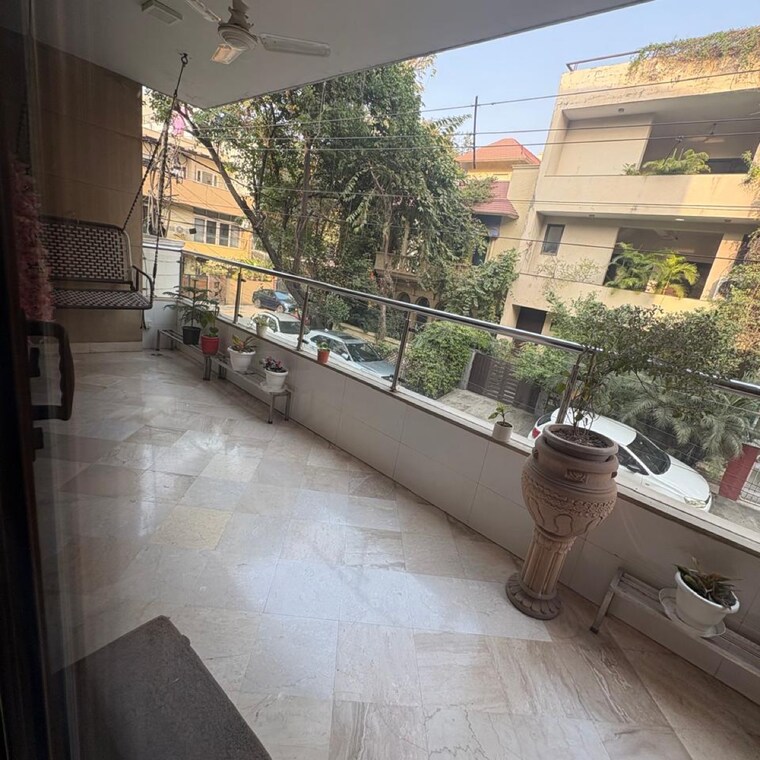 Balcony, lajpat nagar 2 Bedroom 900 Sq.Ft. Independent House In Lajpat Nagar Delhi 9678020