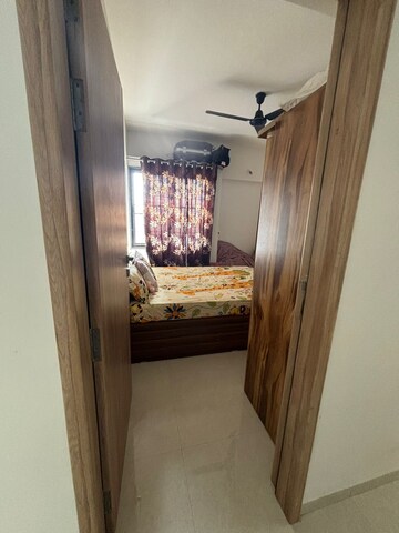 2 BHK Apartment For Rent in Kohinoor Viva City, Dhanori