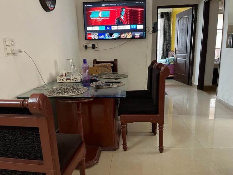 Dining area, amrapali-sapphire 3.5 Bedroom 1850 Sq.Ft. Apartment In Sector 45 Noida 9678007