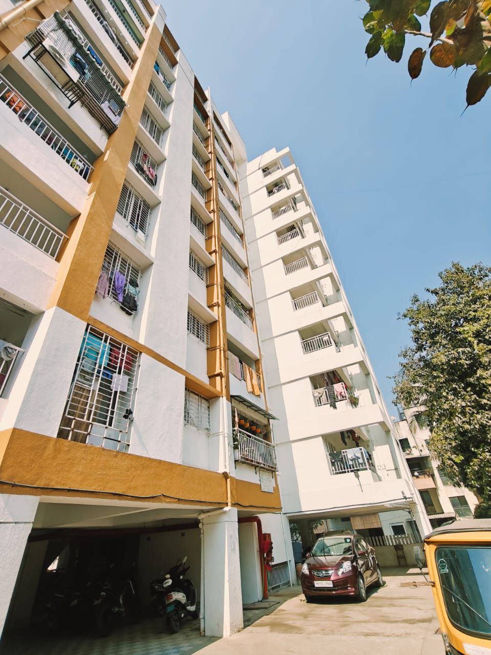 2 BHK Apartment For Sale in Trimurti Grand Colina