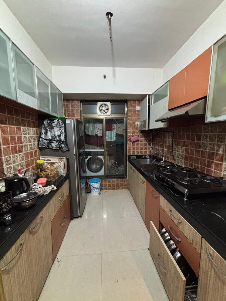 Kitchen, sindhi-society 2 Bedroom 700 Sq.Ft. Apartment In Chembur Mumbai 9678052