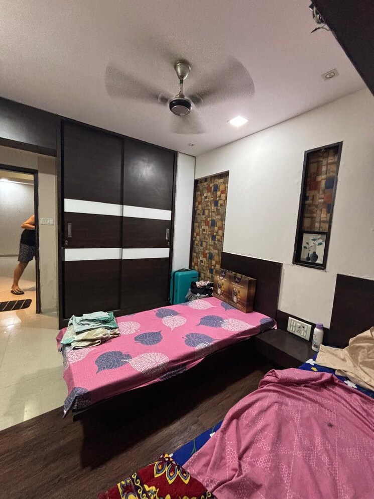 Bedroom, sindhi-society 2 Bedroom 700 Sq.Ft. Apartment In Chembur Mumbai 9678052