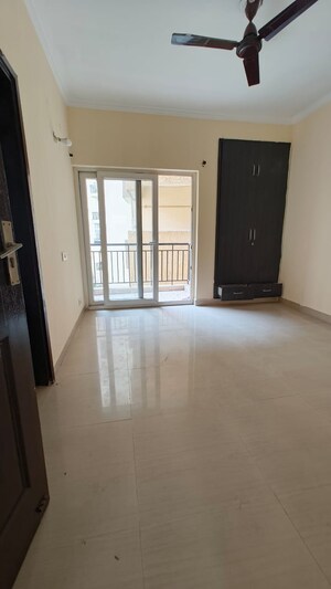 3.5 BHK Apartment For Sale in Paramount Floraville, Sector 137