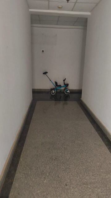  3.5 BHK Apartment at Paramount Floraville, Sector 137 – for Sale