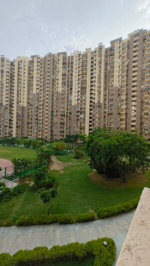 3.5 BHK Apartment – Exterior View View at Paramount Floraville, Sector 137 - for Sale