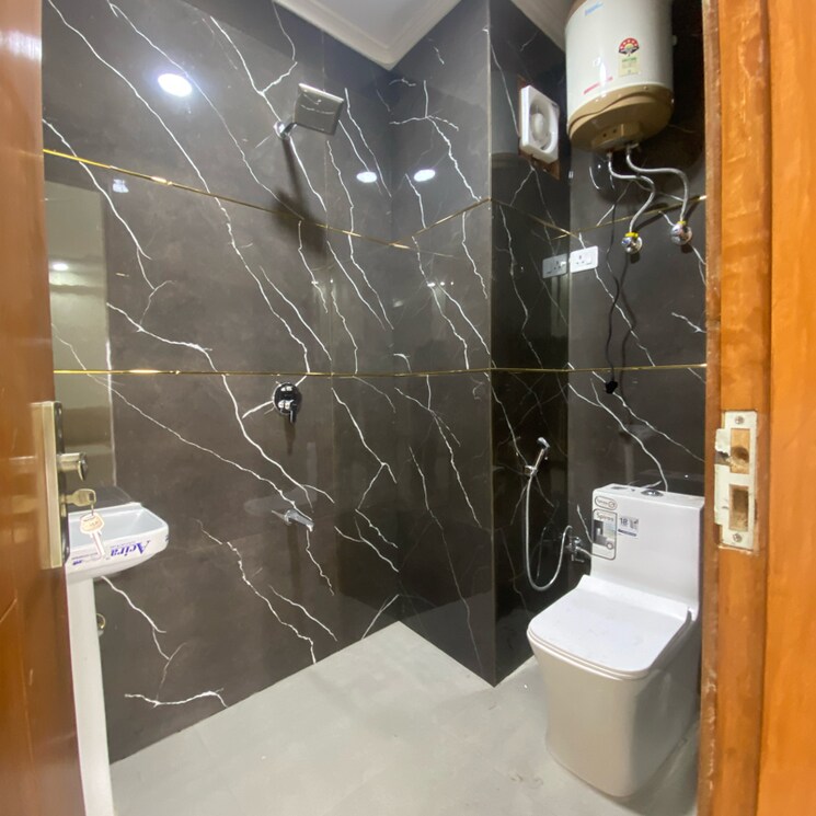 undefined, chattarpur 3 Bedroom 1100 Sq.Ft. Builder Floor In Chattarpur Delhi 9678122