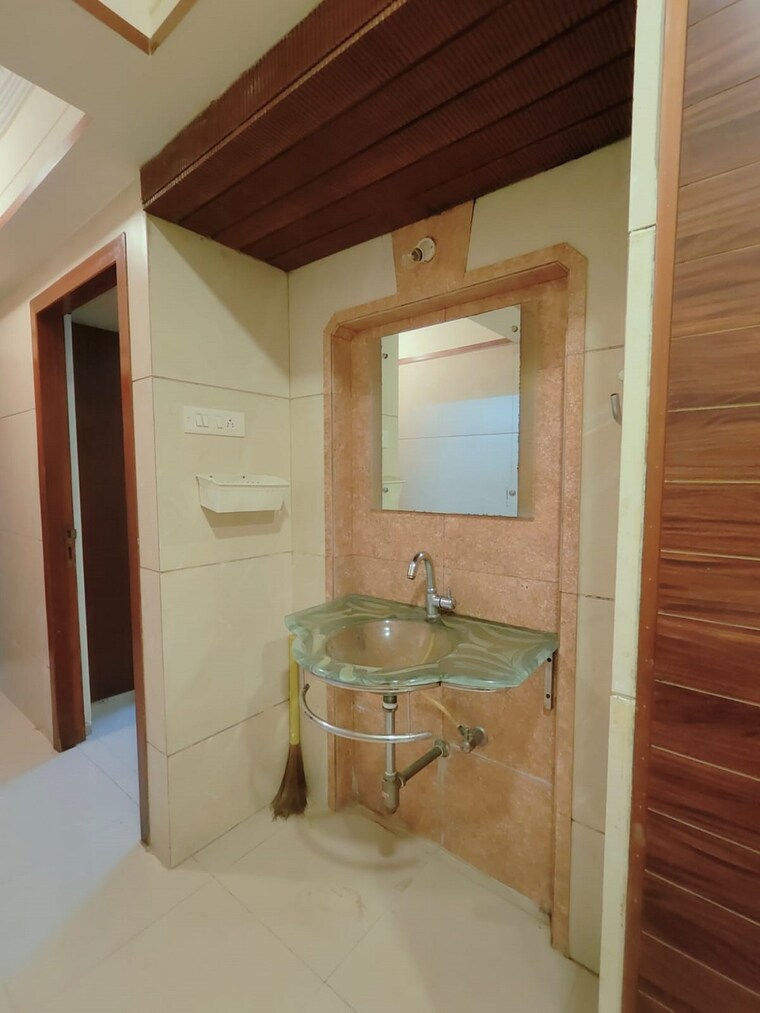 Kitchen, khar west 2 Bedroom 850 Sq.Ft. Apartment In Khar West Mumbai 9678053