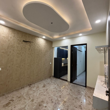 Room in 2 BHK Builder Floor at Vishnu Garden – for Sale