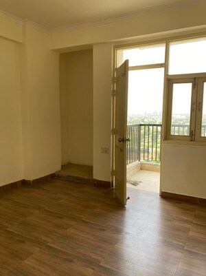 Room in 2 BHK Apartment at Gulmohur Garden, Raj Nagar Extension – for Sale