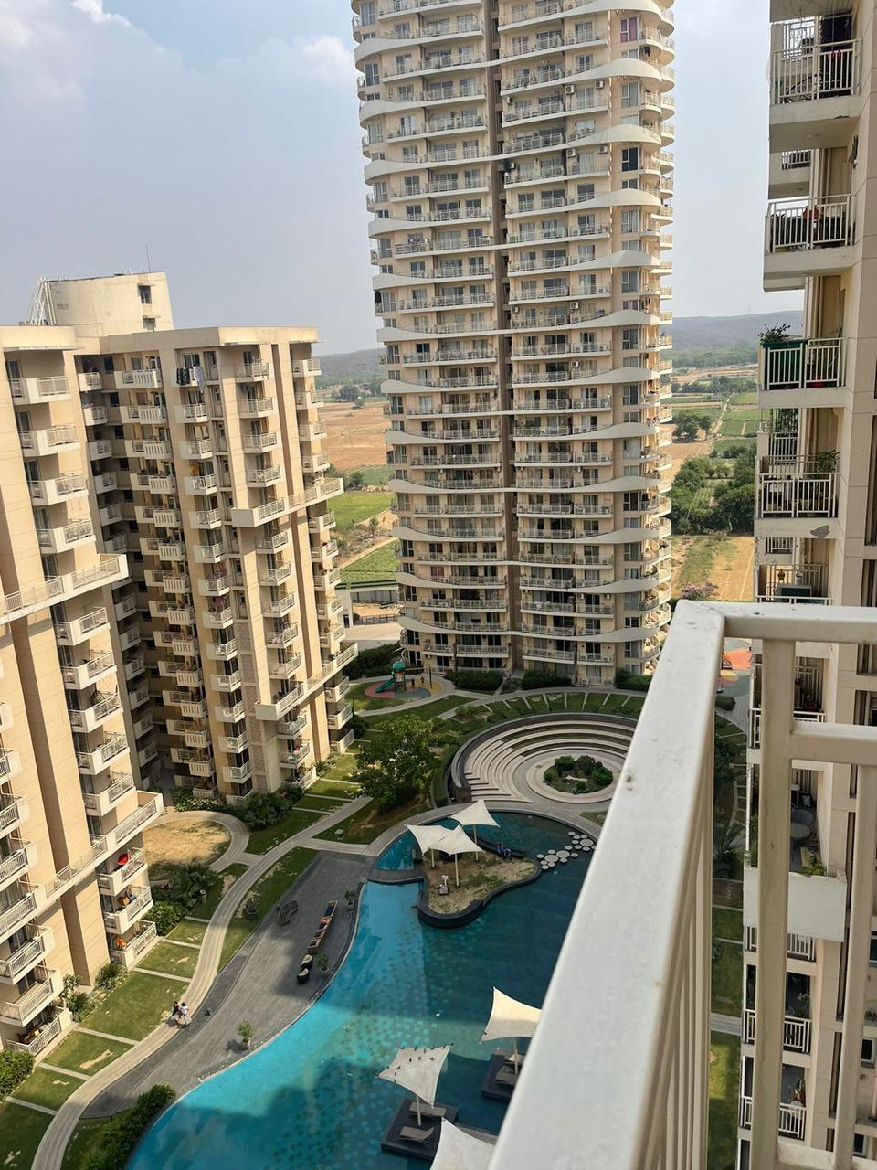 2 BHK + Extra Room 1330 Sq.Ft. Apartment in M3M Marina