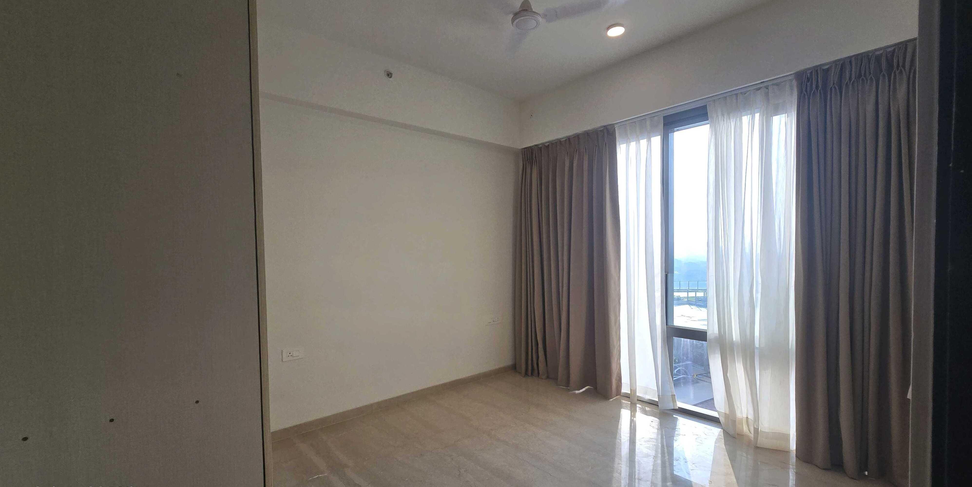 2 BHK Apartment For Rent in Piramal Mahalaxmi