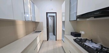 Building Lobby in 2 BHK Apartment at Piramal Mahalaxmi, Mahalaxmi – for Rent