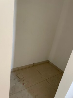  3 BHK Apartment at New Alkapuri – for Sale