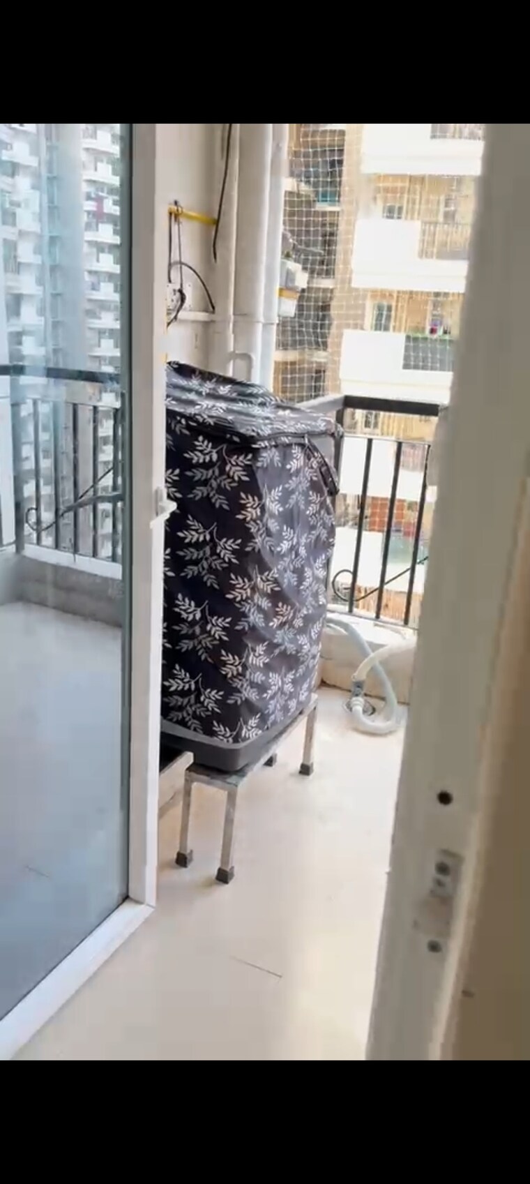 undefined, gaur-city-2-14th-avenue 1 Bedroom 550 Sq.Ft. Apartment In Sector 16c Greater Noida Greater Noida 9678172