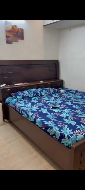 1 BHK Apartment For Rent in Gaur City 2 - 14th Avenue, Sector 16c Greater Noida