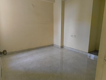 Room in 3 BHK Apartment at Gulmohur Garden, Raj Nagar Extension – for Sale