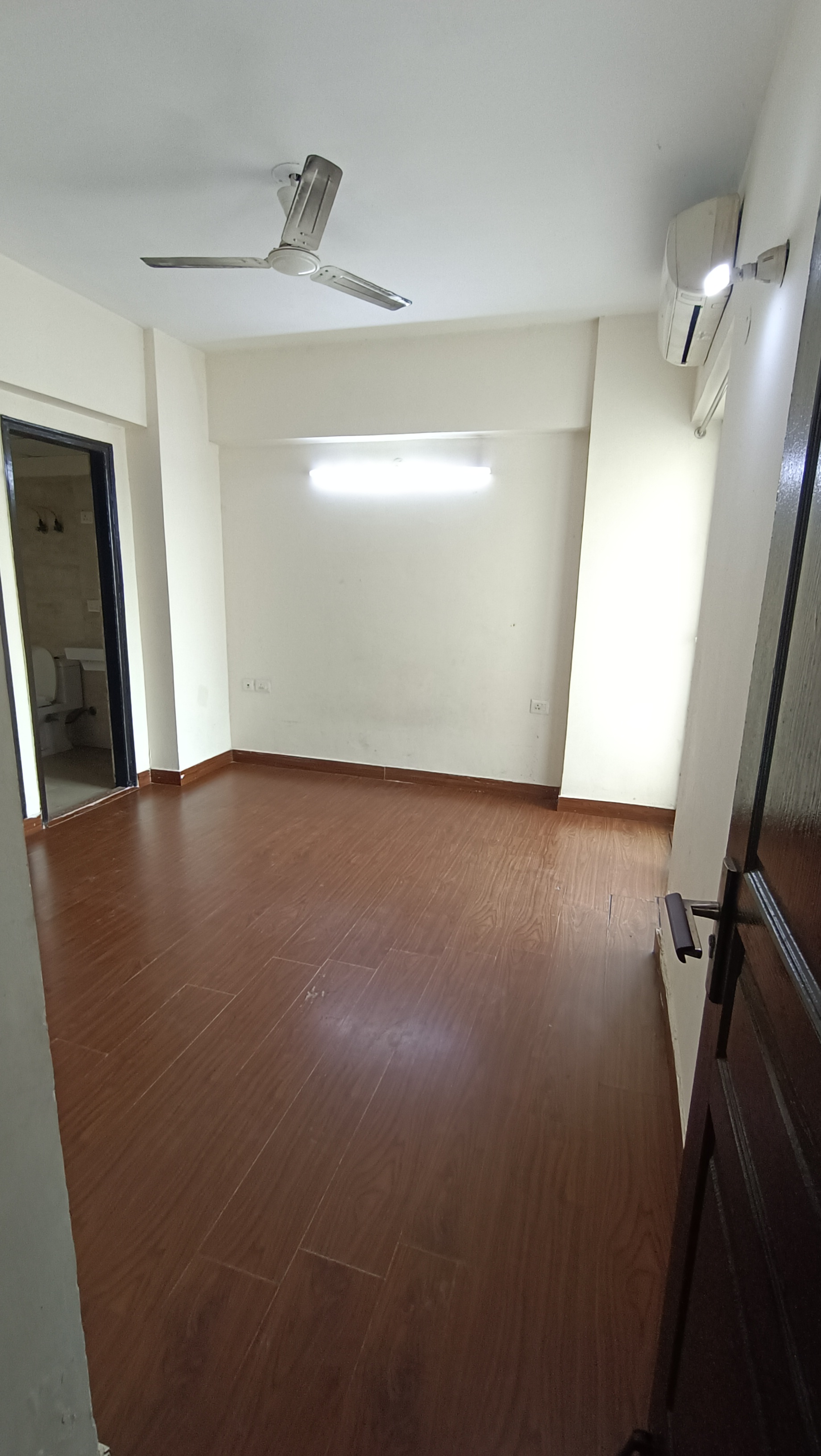 2 BHK Apartment For Rent in Sethi Max Royal