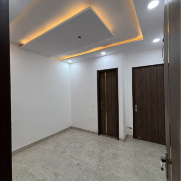 Room in 3 BHK Builder Floor at Vishnu Garden – for Sale
