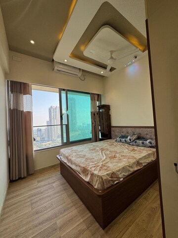 Bedroom in 2 BHK Apartment at Parel – for Rent