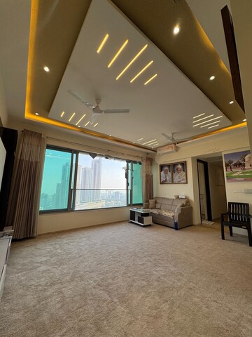 2 BHK Apartment For Rent in Parel