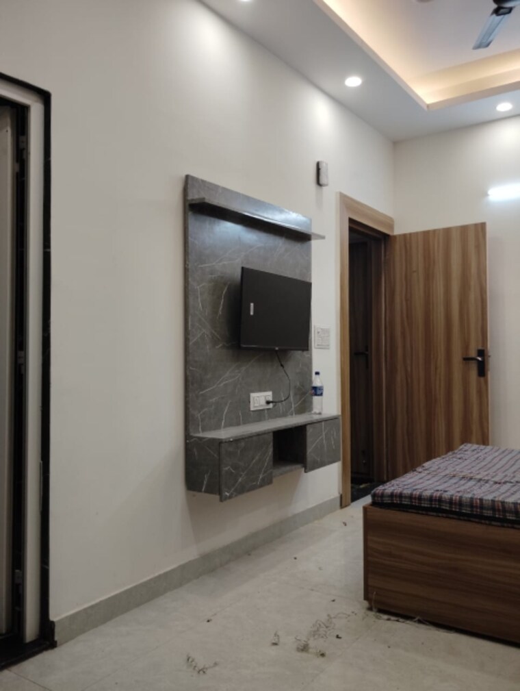 Room, ansal-sushant-lok-i 1 RK 400 Sq.Ft. Builder Floor In Sector 43 Gurgaon 9678324