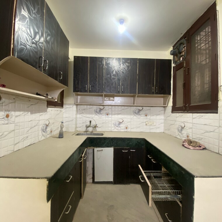 Kitchen, chattarpur 2 Bedroom 1000 Sq.Ft. Builder Floor In Chattarpur Delhi 9678406