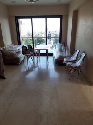 Living Room in 2 BHK Apartment at Tardeo – for Rent