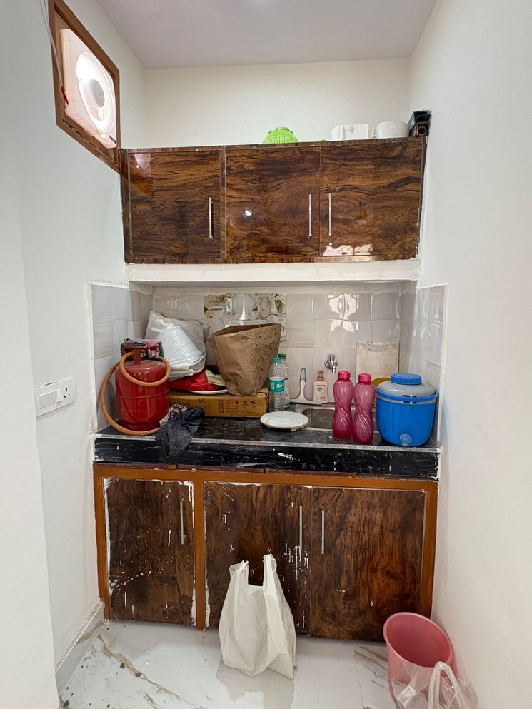 undefined, dlf-city-phase-iii 1 RK 560 Sq.Ft. Builder Floor In Sector 24 Gurgaon 9678533