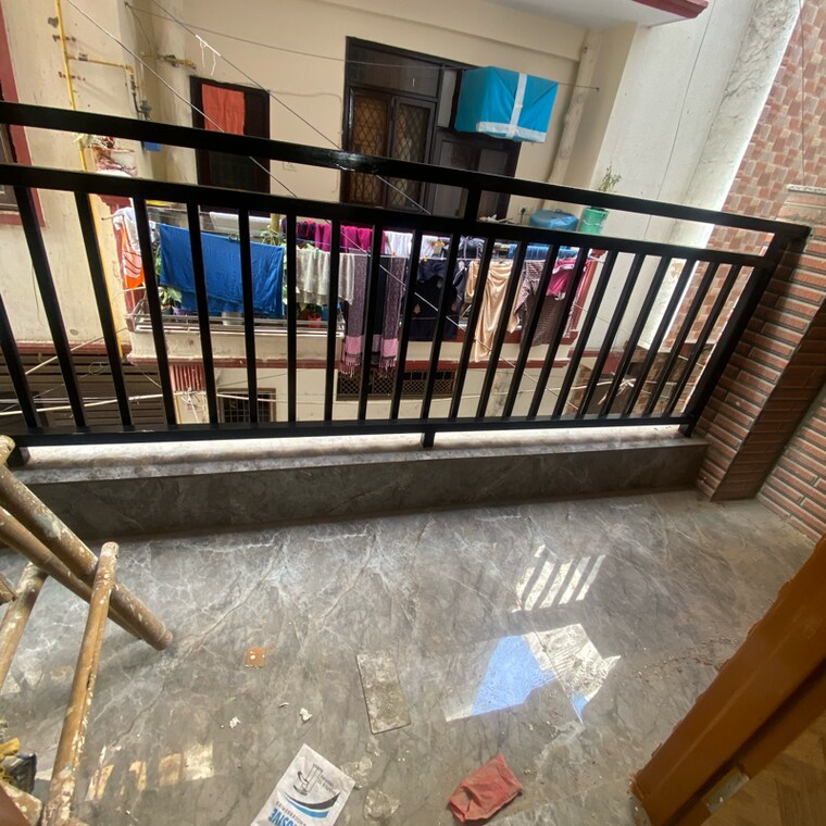 Balcony, chattarpur 1 Bedroom 550 Sq.Ft. Builder Floor In Chattarpur Delhi 9678769