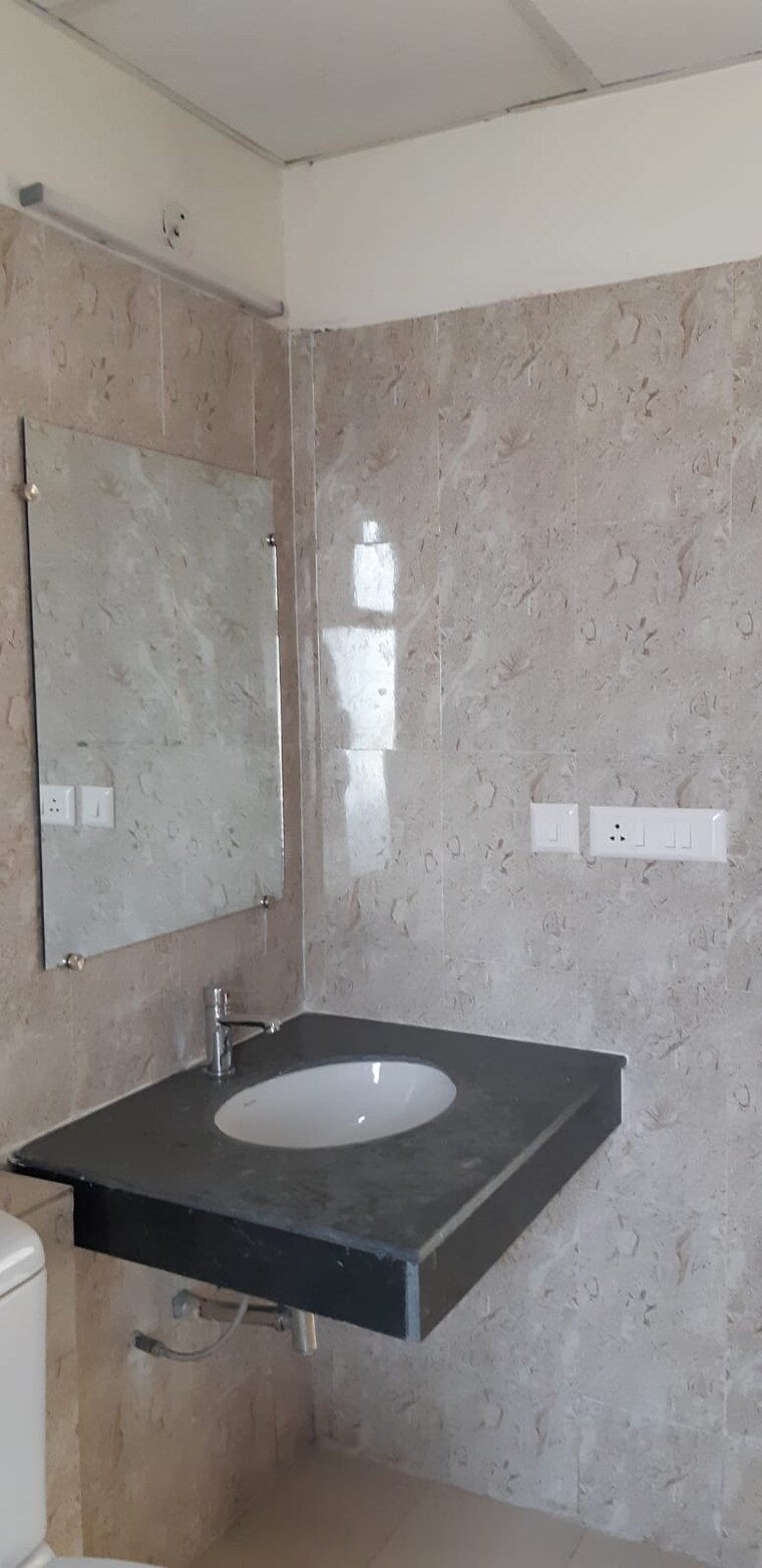 Bathroom, assotech-windsor-court 3 Bedroom 2000 Sq.Ft. Apartment In Sector 78 Noida 9678785
