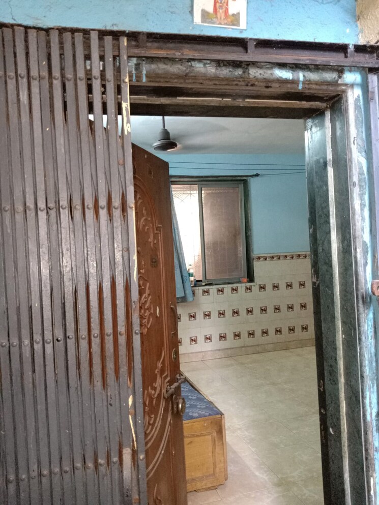 Living Room, thane west 1 Bedroom 500 Sq.Ft. Apartment In Thane West Thane 9678685