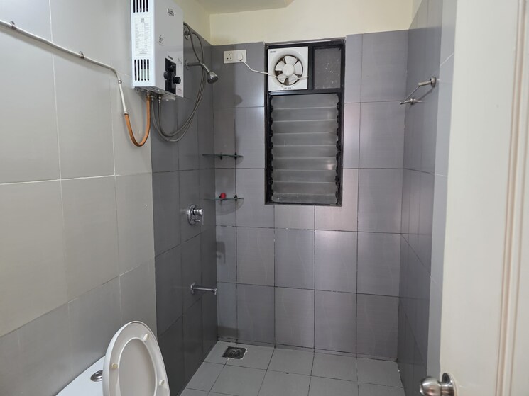 Bathroom, nanded-asawari 2 Bedroom 778 Sq.Ft. Apartment In Nanded Pune 9678902