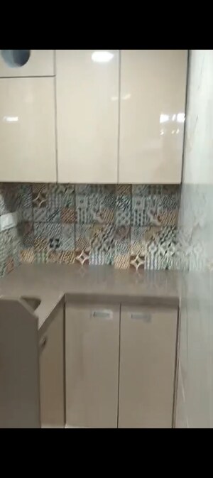 Furnished Amenities in 1 RK Apartment at Churchgate – for Rent