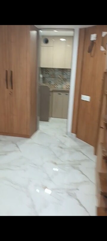 Bedroom in 1 RK Apartment at Churchgate – for Rent