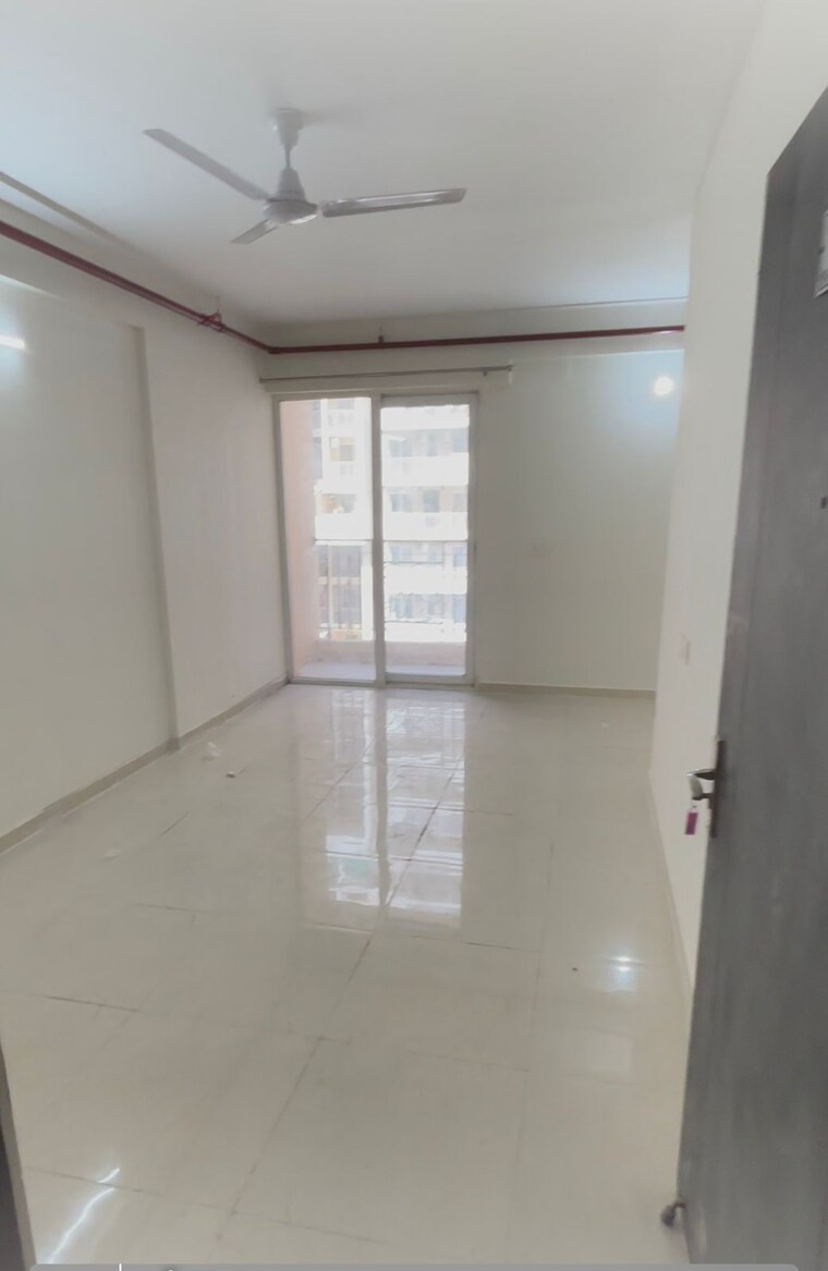 Room, signature-the-millennia-2 2 Bedroom 686 Sq.Ft. Apartment In Sector 37d Gurgaon 9679183