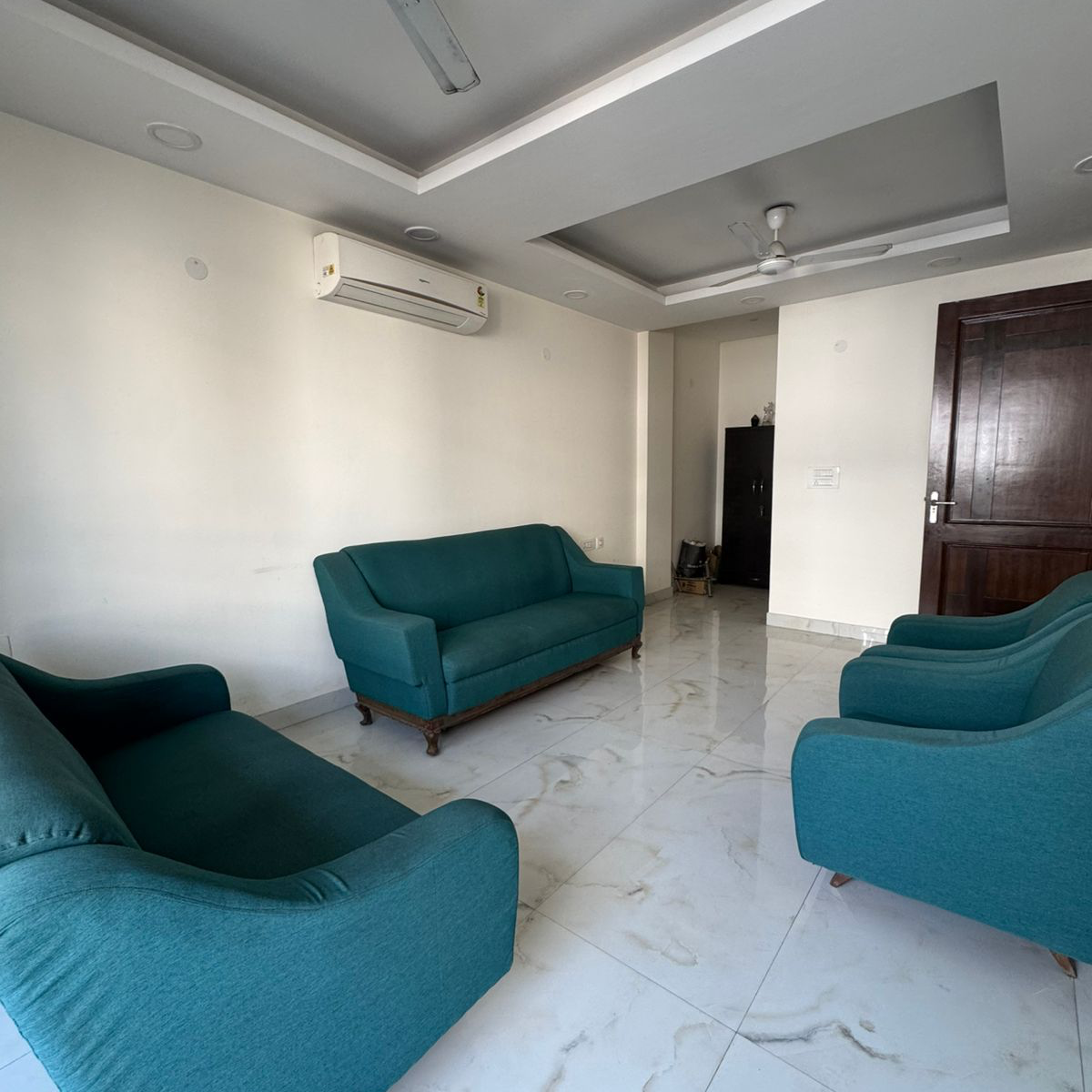 1 BHK Independent House For Rent in Lajpat Nagar