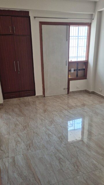 2 BHK Builder Floor For Rent in Ardee City, Sector 52