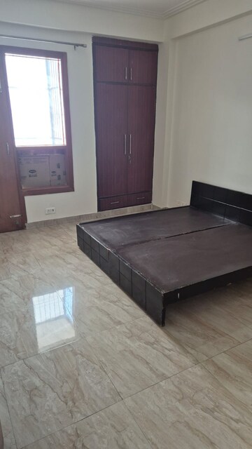 Bedroom in 2 BHK Builder Floor at Ardee City, Sector 52 – for Rent