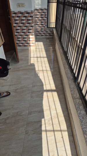 Balcony in 2 BHK Builder Floor at Ardee City, Sector 52 – for Rent