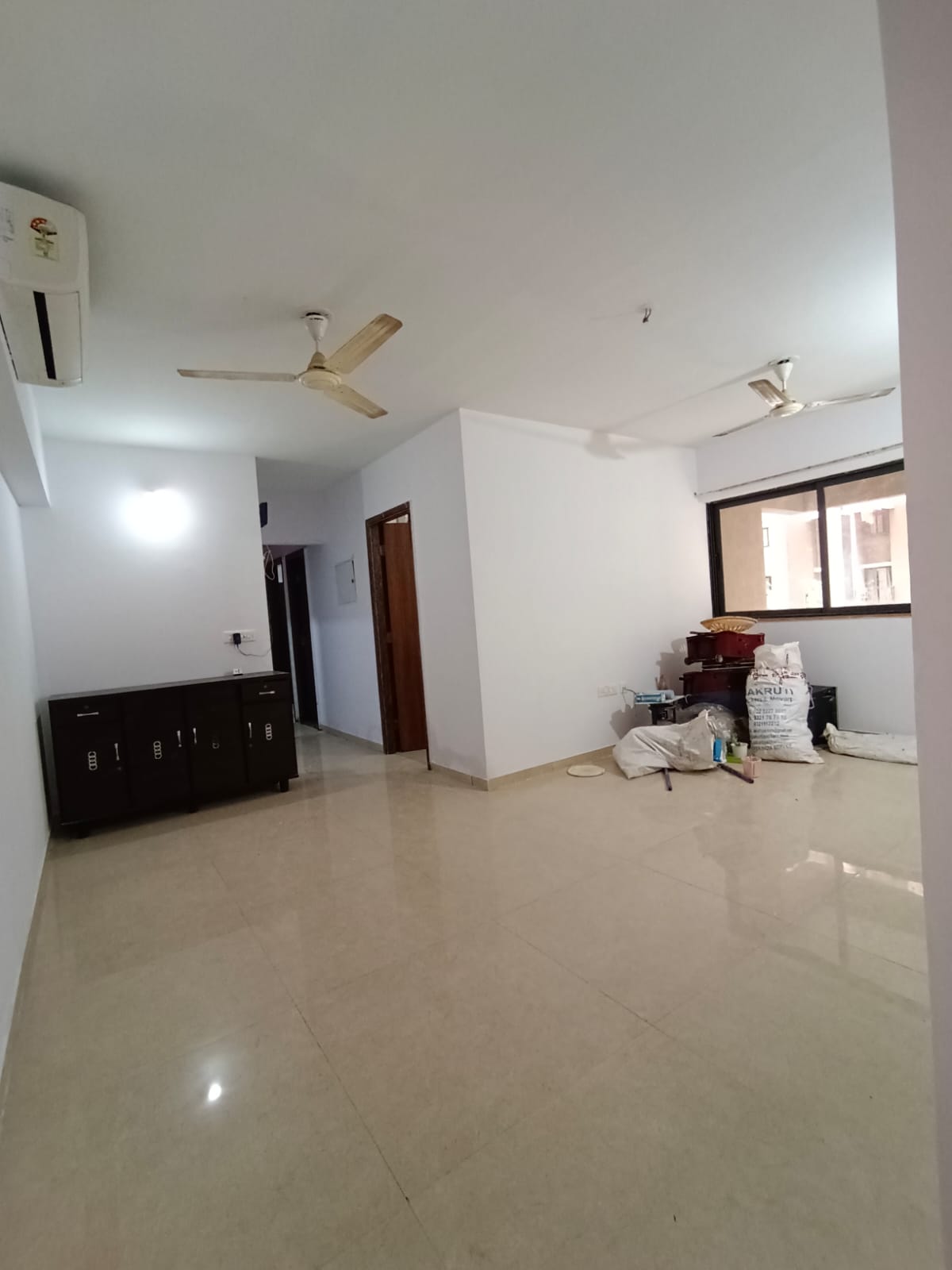 2.5 BHK Apartment For Rent in Lodha Palava City Lakeshore Greens