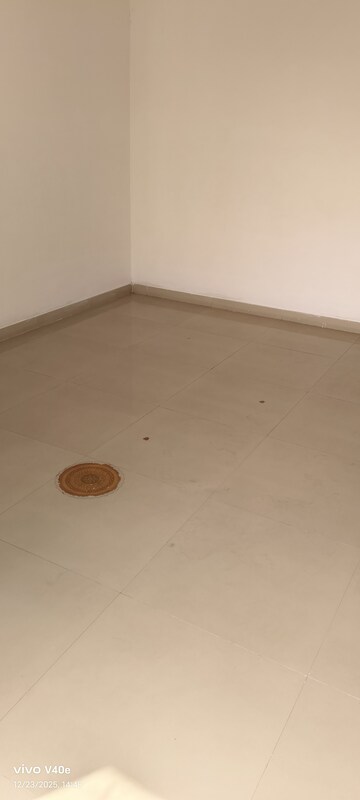 Room in 1 BHK Apartment at Lodha Casa Rio, Dombivli East – for Rent