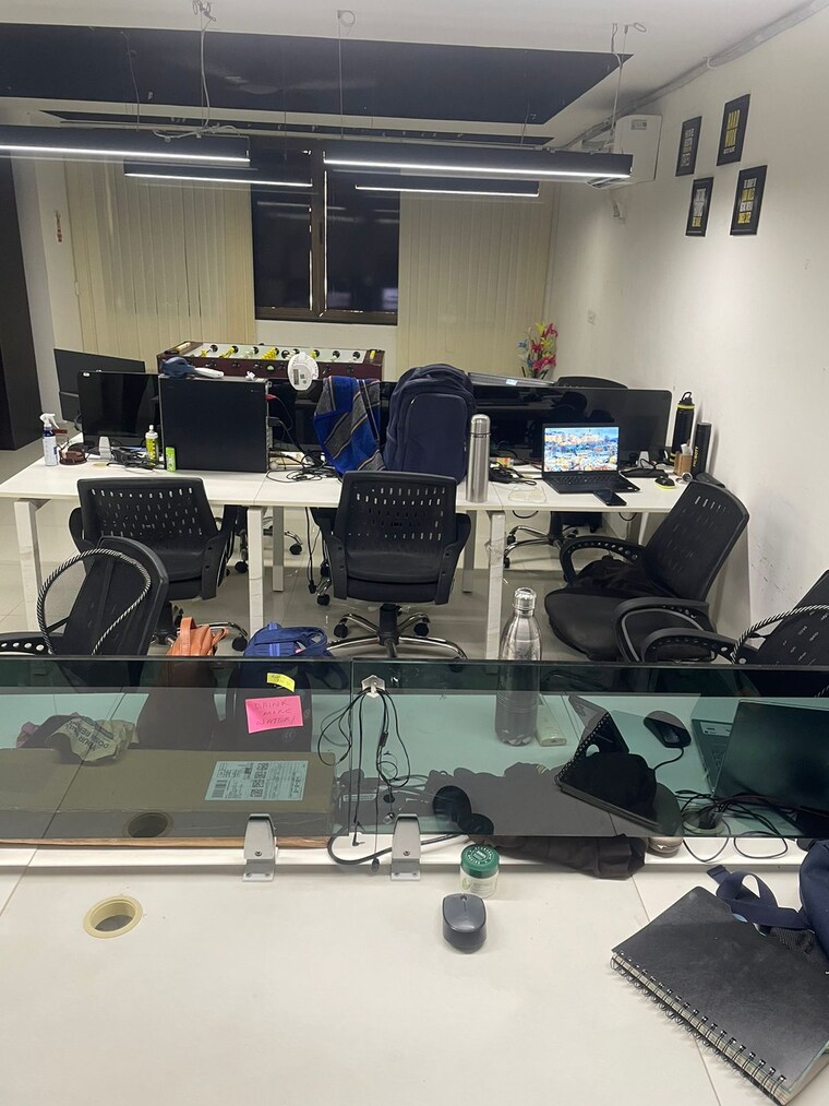 Team Area, science city Commercial Office Space 1200 Sq.Ft. In Science City Ahmedabad 9678929