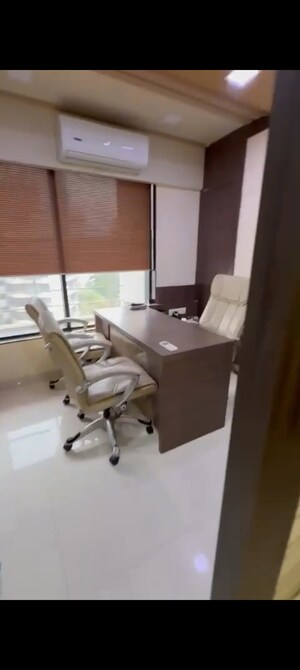  Office Space For Rent in Samarth Aishwarya, Andheri West