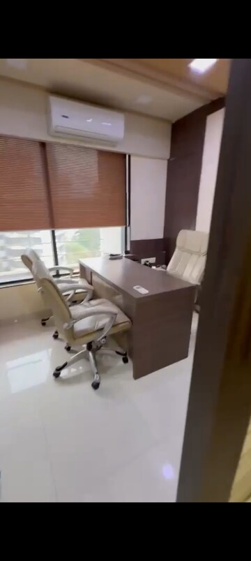  Office Space For Rent in Samarth Aishwarya, Andheri West