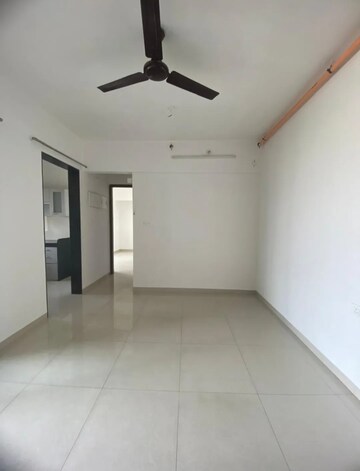 Room in 1 BHK Apartment at Runwal Eirene, Balkum Pada – for Sale