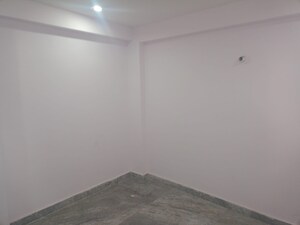 Room in 2 BHK Builder Floor at Ardee City, Sector 52 – for Rent